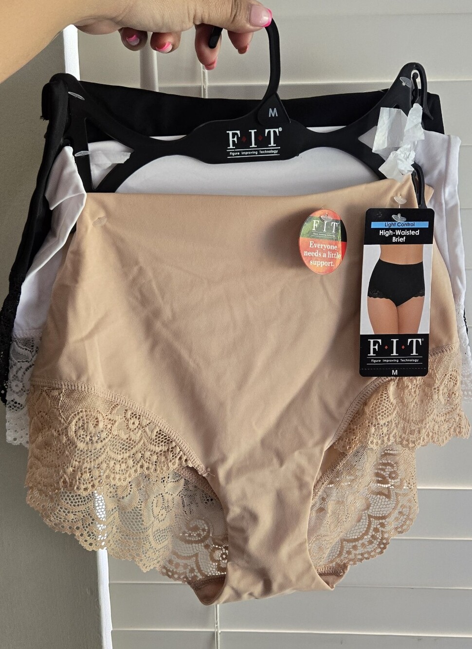 3 FIT Figure Improving technology light control, high waisted lace brief